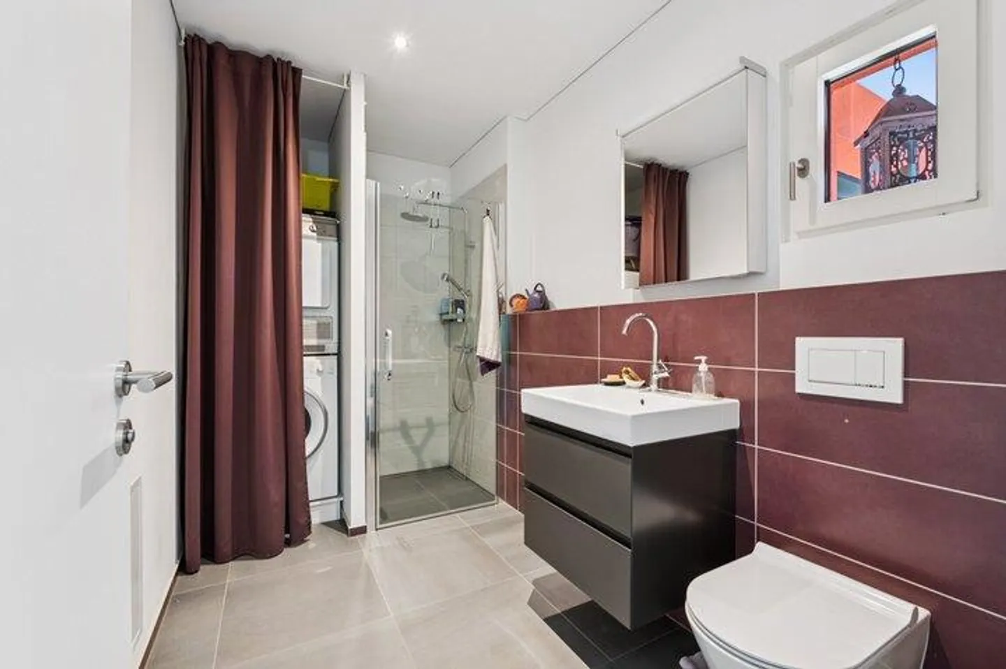 ATTRAKTIVE VILLA UMGEBEN VON PALMEN - Foto 6 von 8