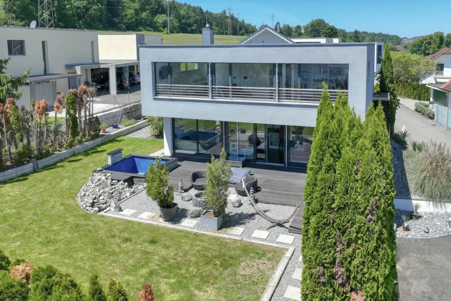 VENDUTO - Il design incontra l'idillio del villaggio - unica casa unifamiliare... - Foto 3 di 11