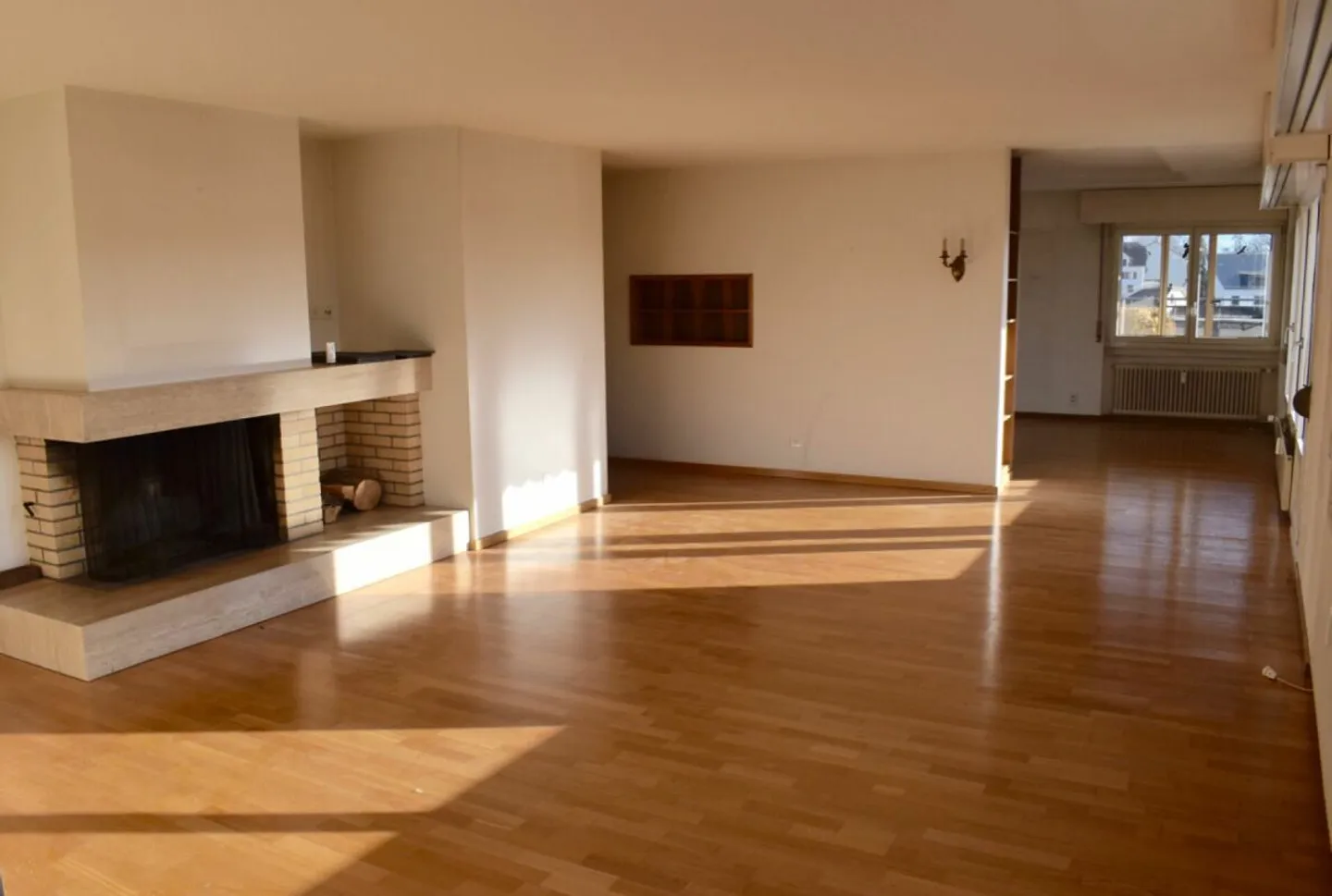 Grand Appartement Près de la Gare - Photo 2 sur 11
