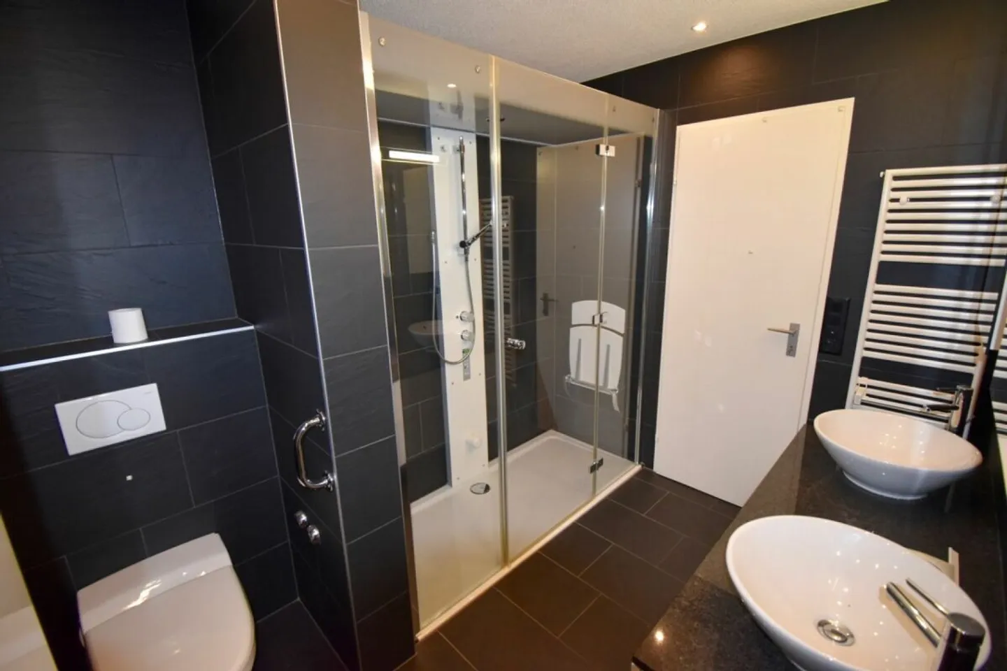 Grand Appartement Près de la Gare - Photo 3 sur 11