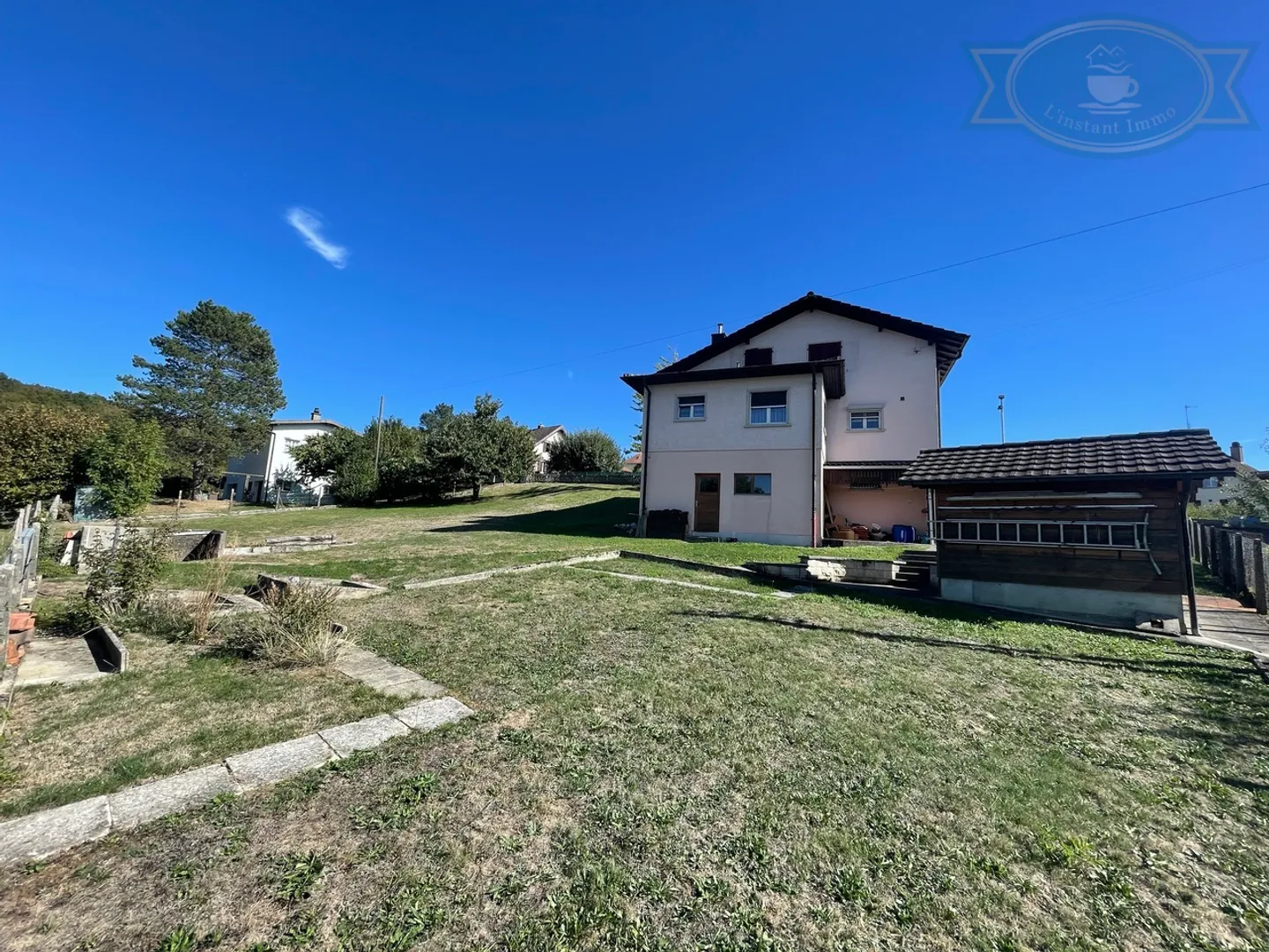 Family house with garden and unobstructed view - Photo 1 of 11
