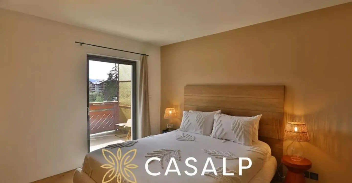 Superb 2.5 room bright apartment in the center of Crans - Photo 4 of 10