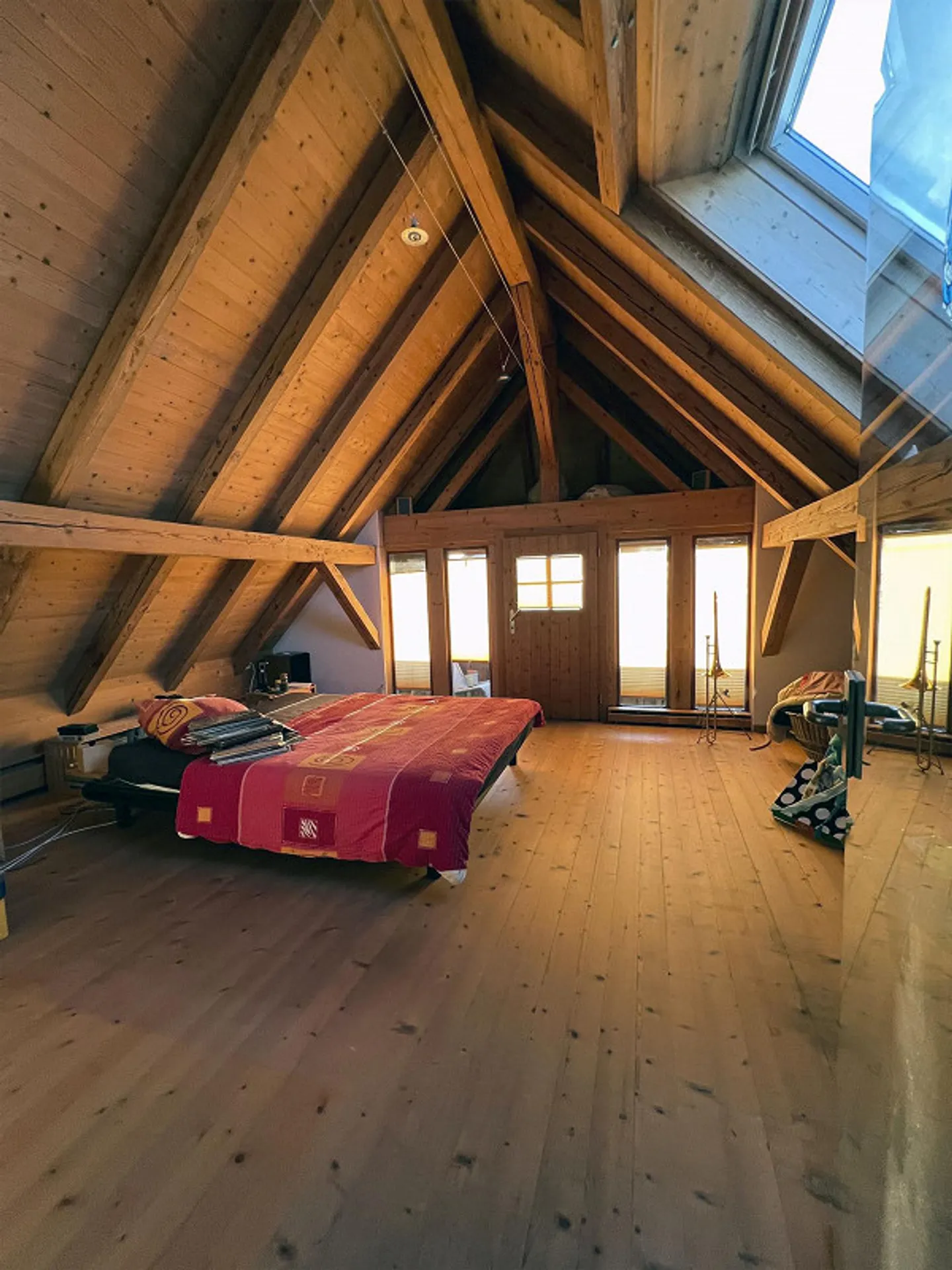 Ferme de 9 pièces avec panneaux solaires à Etzelkofen - Photo 5 sur 14