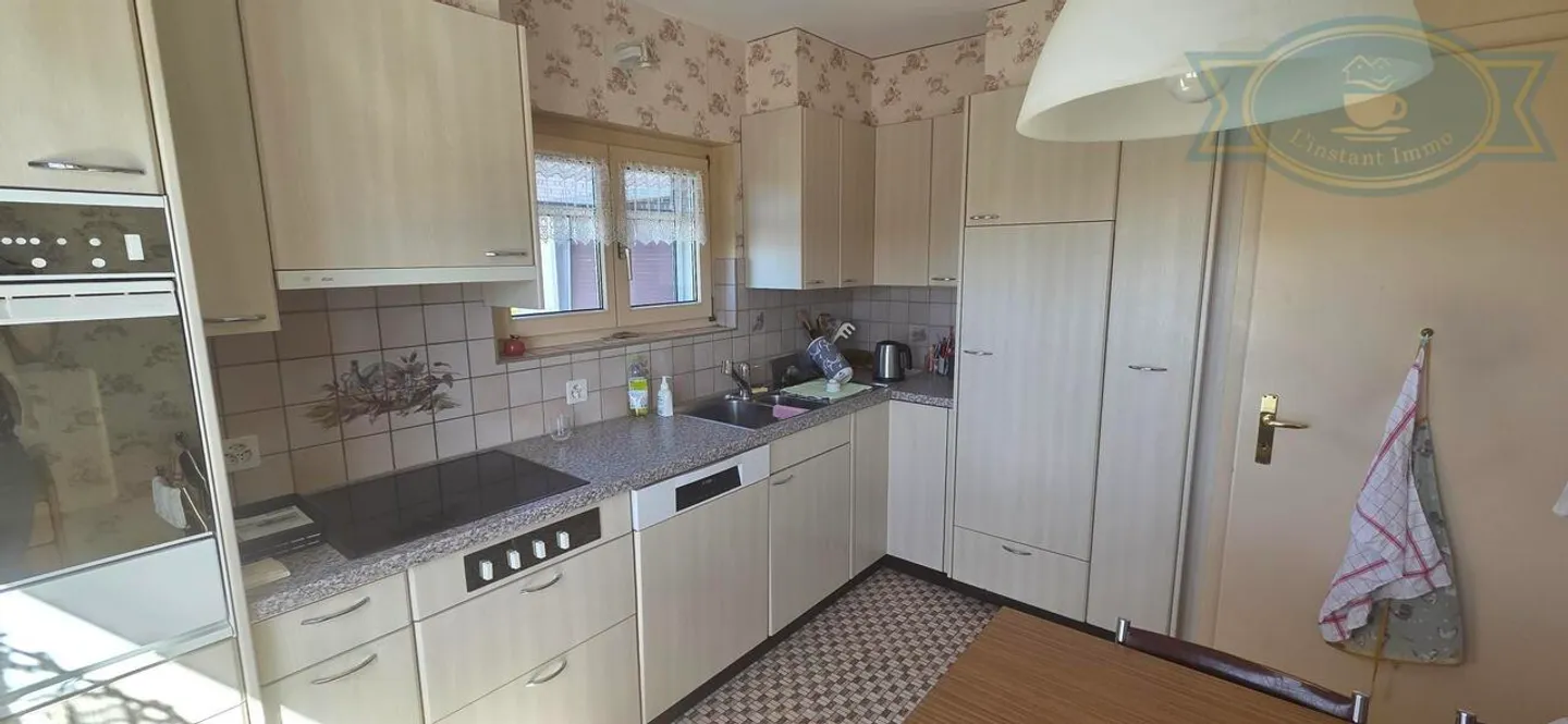 Family house with garden and unobstructed view - Photo 2 of 11