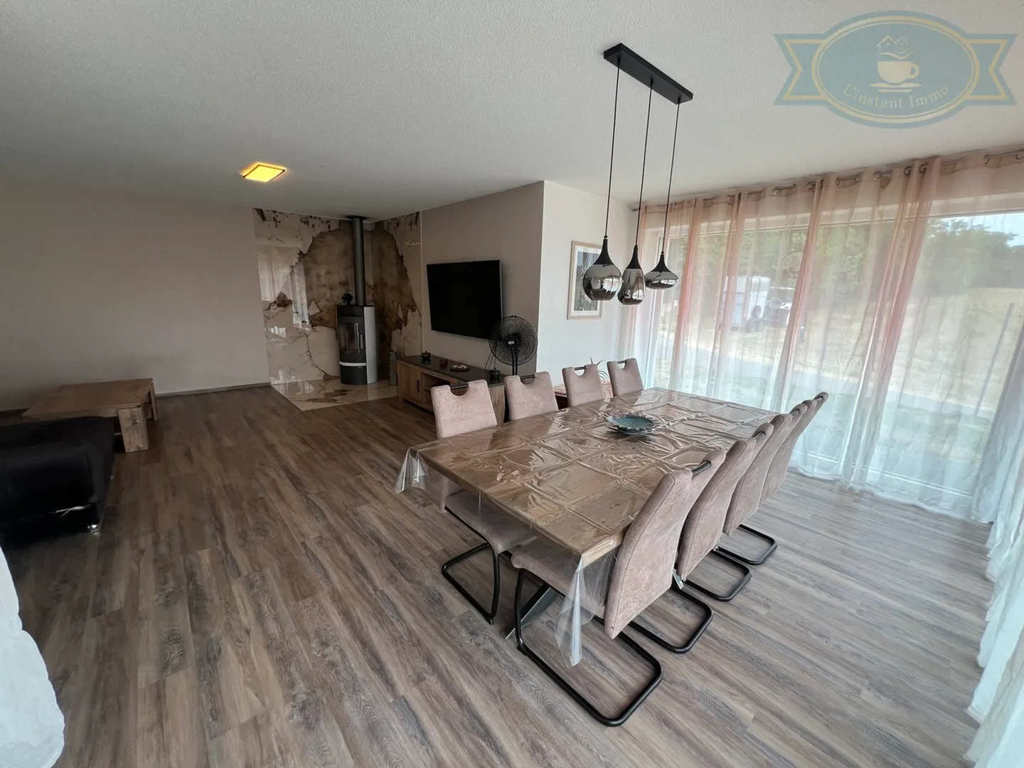 Contemporary House on the Edge of the Forest in Bonfol - Photo 3 of 12