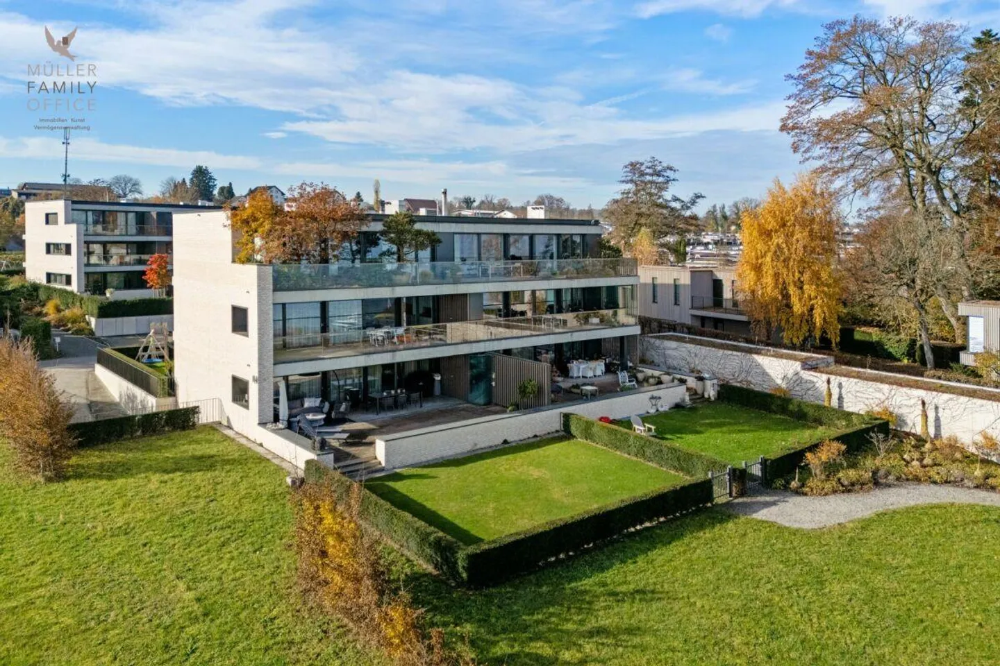 Wohnen, wo andere Ferien machen - Ihre exklusive 4 1/2 Zimmer-Wohnu... - Foto 2 von 13