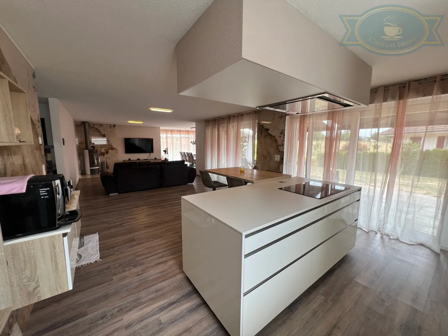 Contemporary House on the Edge of the Forest in Bonfol - Photo 6 of 12