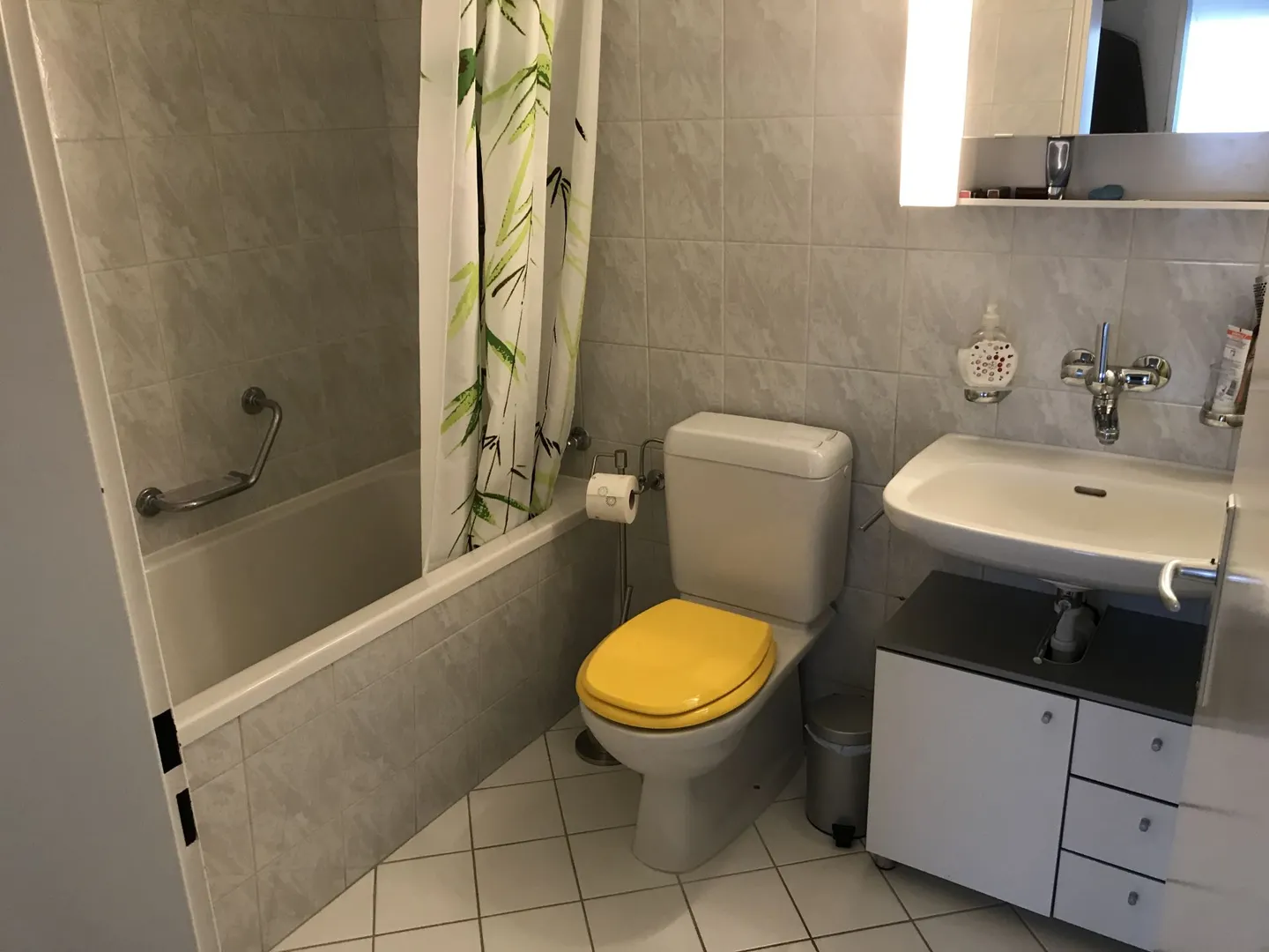 Super appartement de 3,5 pièces situé au centre... - Photo 5 sur 7