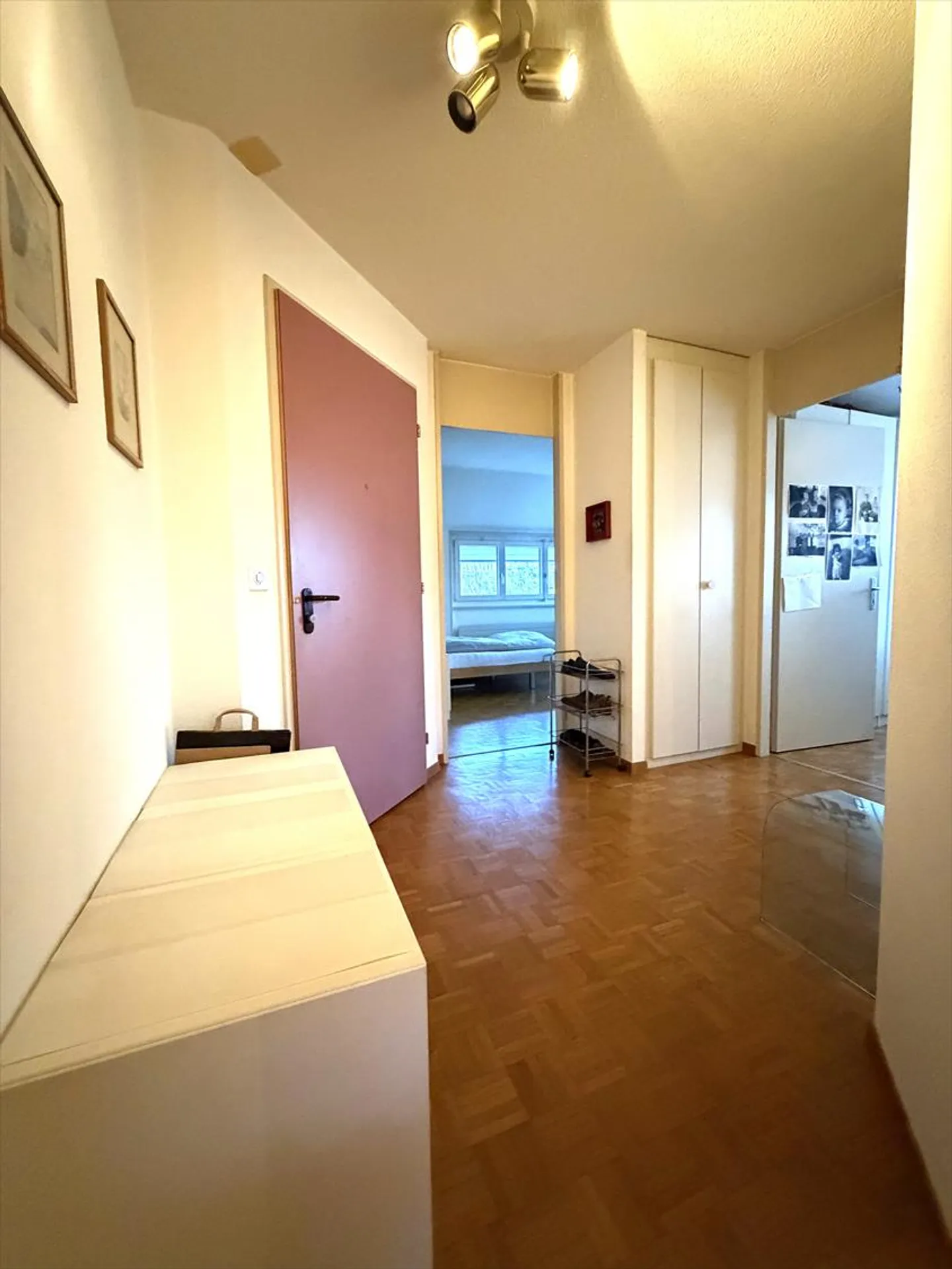 Appartement lumineux de 3 pièces de 72 m2 - Près du lac - Photo 9 sur 15