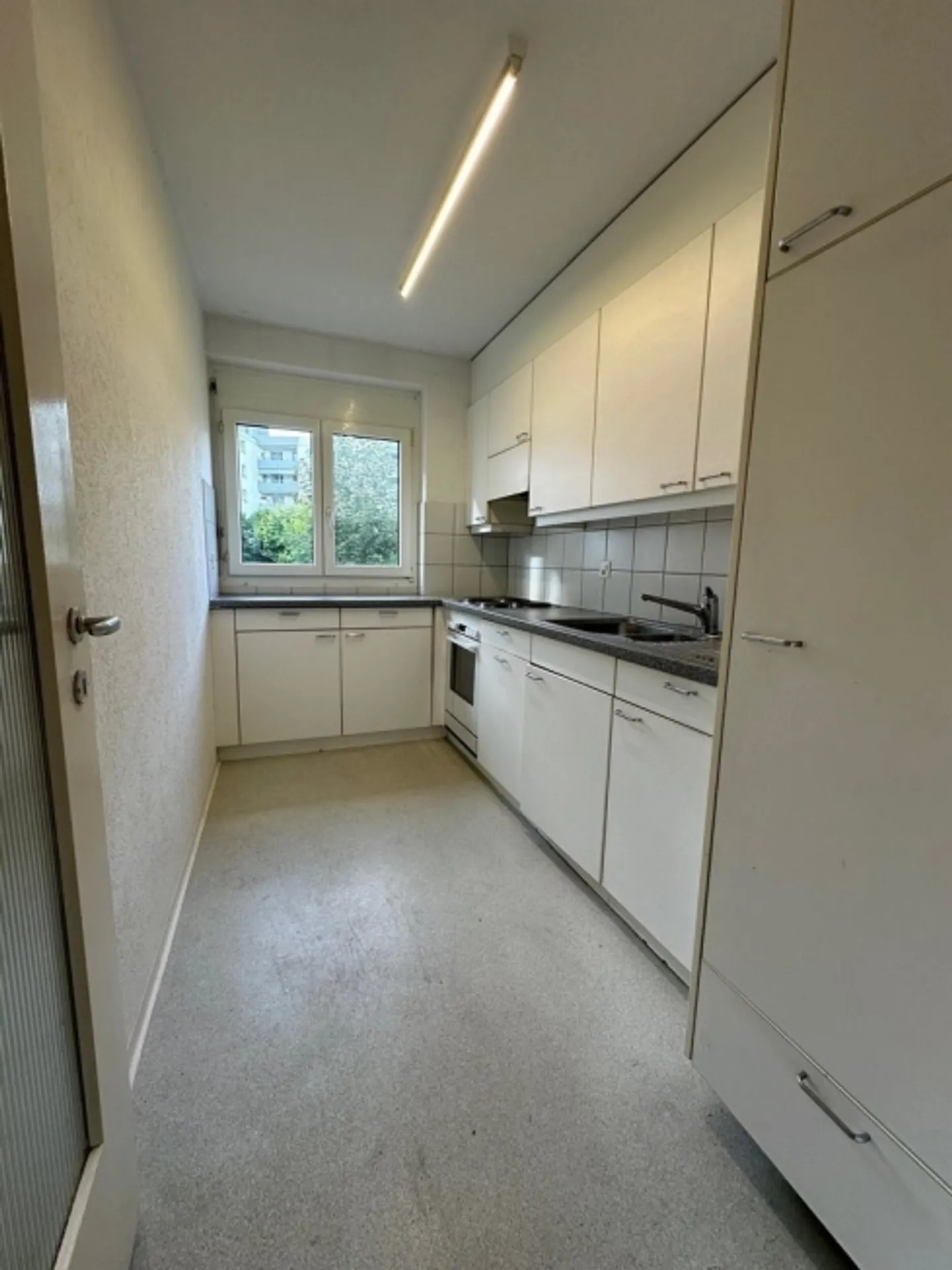 Gemütliche Wohnung mit Balkon - Foto 2 von 4