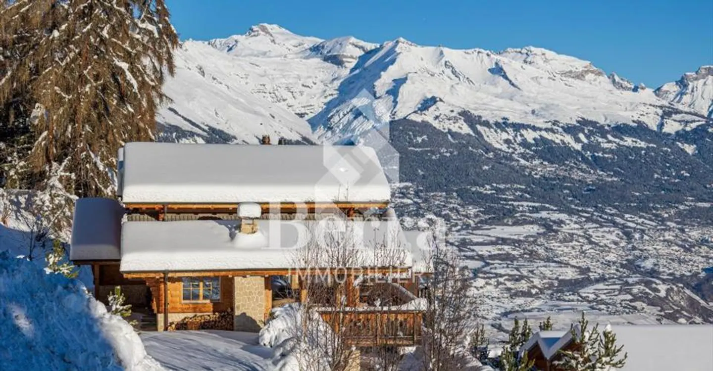 Chalet di Lusso con Vista Montagna - Foto 11 di 13