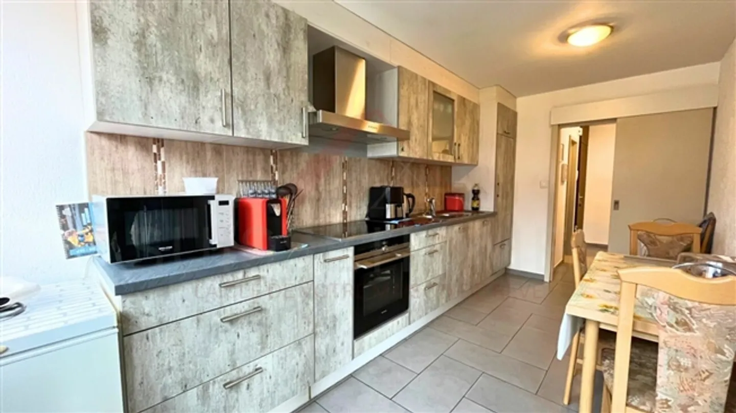 Rare bright 3.5 room apartment in Delémont of 85 m² with terrace and panoramic view - Photo 9 of 16