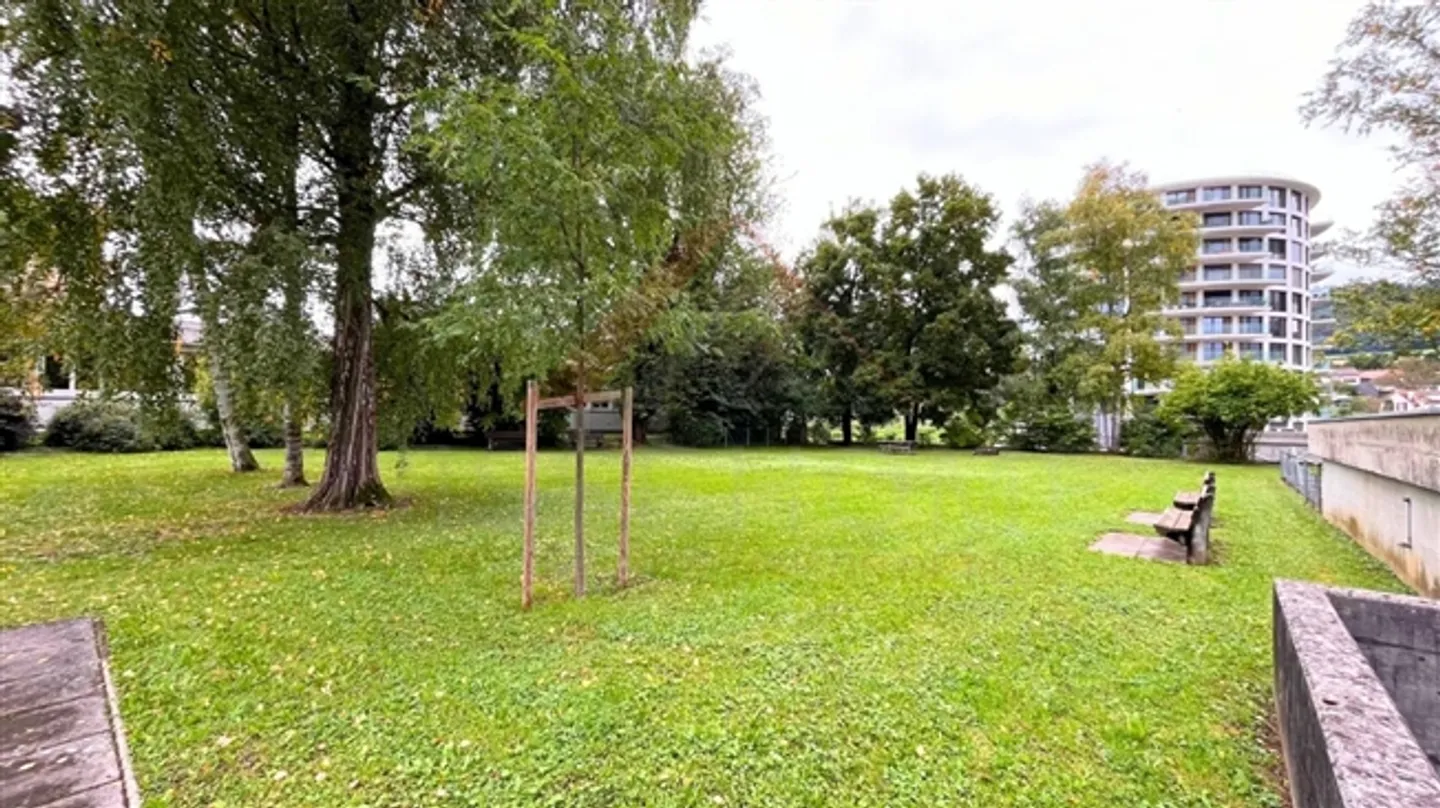 Rare bright 3.5 room apartment in Delémont of 85 m² with terrace and panoramic view - Photo 15 of 16