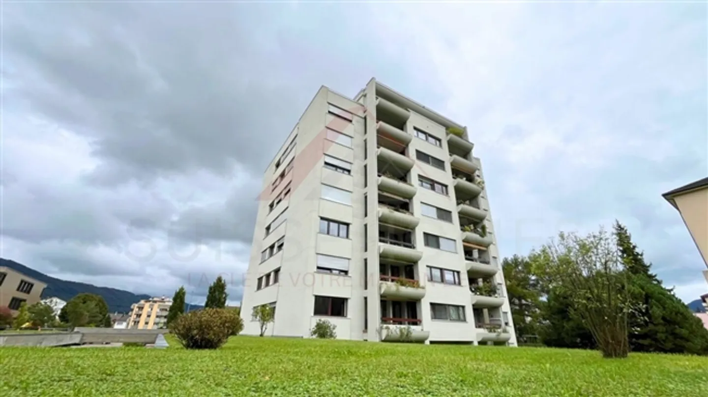 Rare bright 3.5 room apartment in Delémont of 85 m² with terrace and panoramic view - Photo 16 of 16