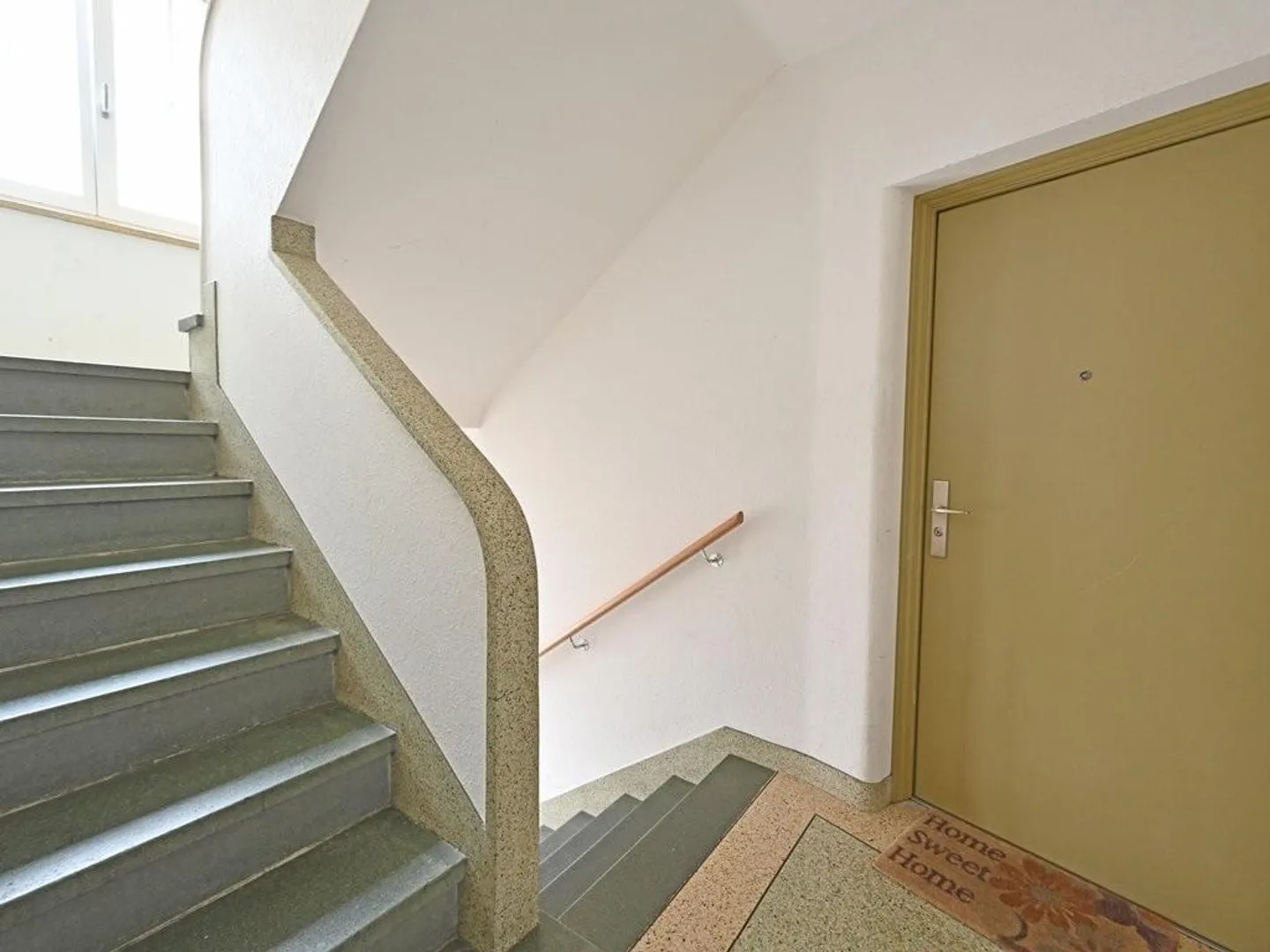 Helle 3-Zimmer-Wohnung in Biel - Foto 9 von 9