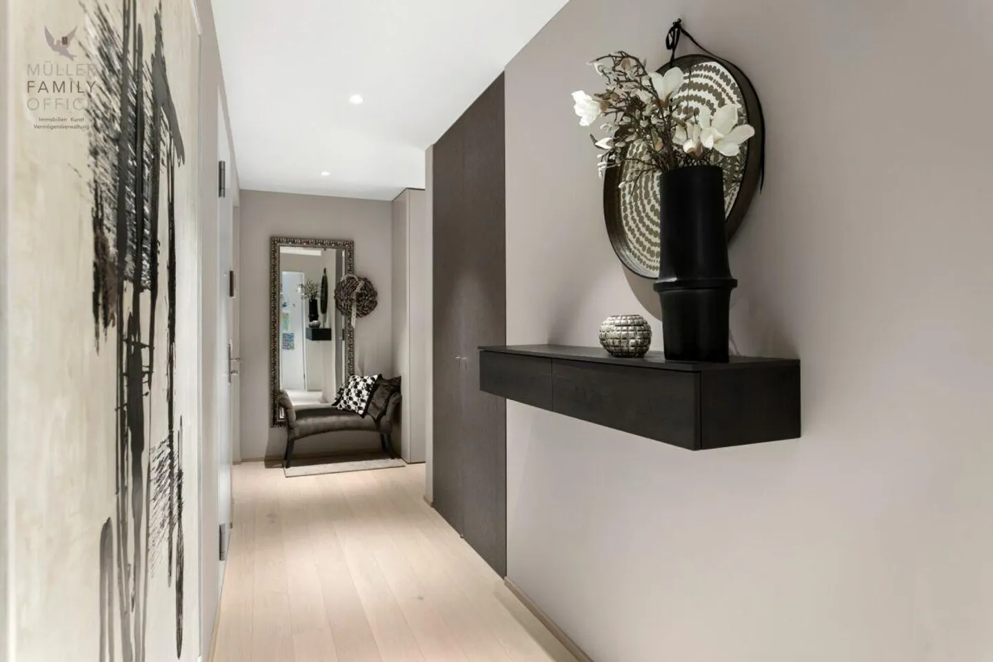 Wohnen, wo andere Ferien machen - Ihre exklusive 4 1/2 Zimmer-Wohnu... - Foto 11 von 13