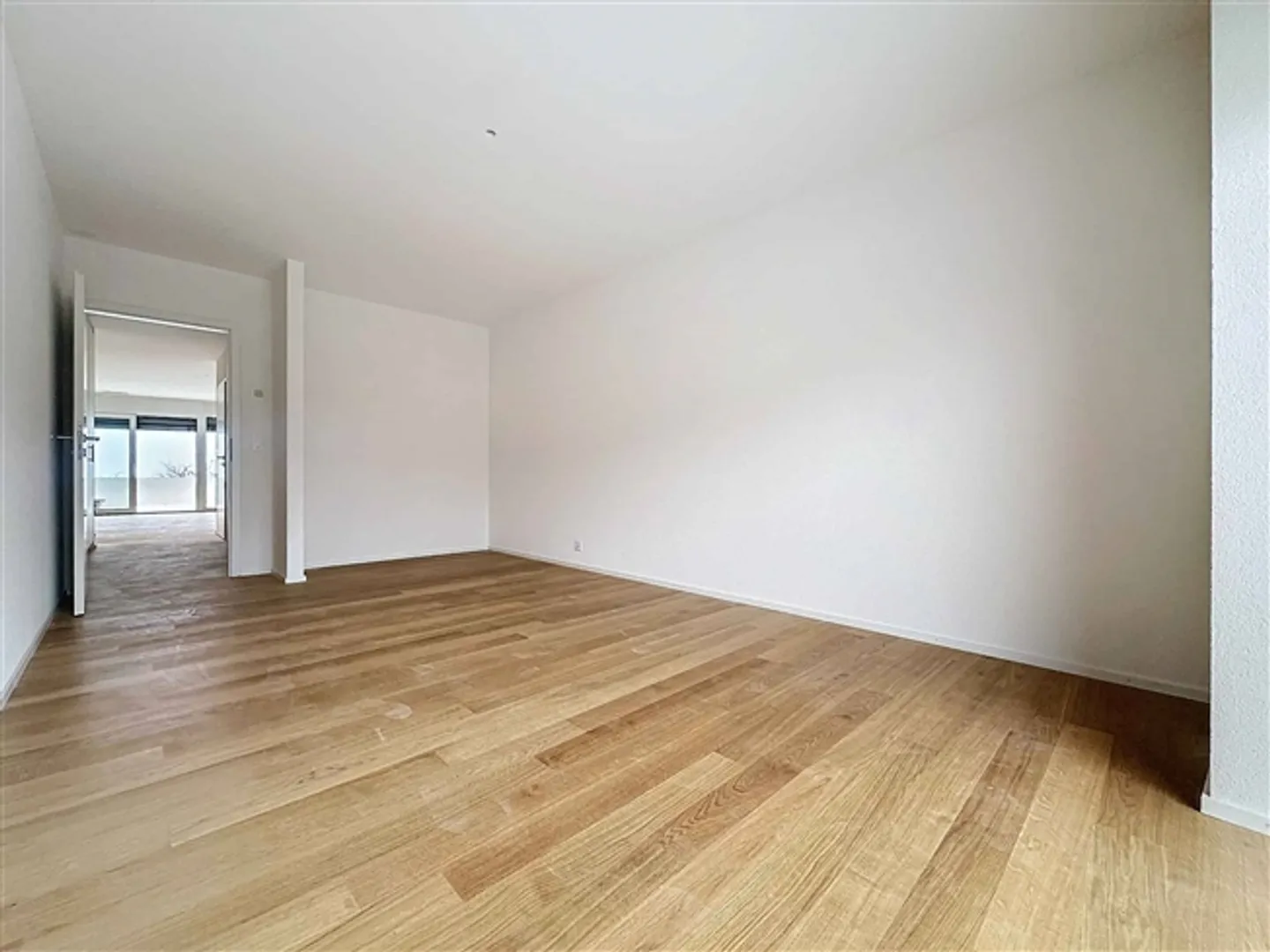 «Neue Aktion 2,5-Zimmer-Wohnung mit Terrasse und Garten» - Foto 6 von 13