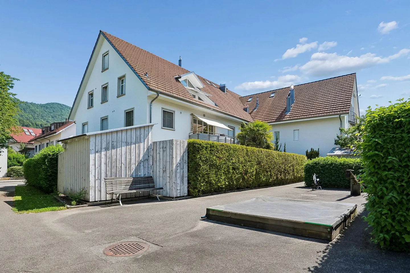 Garden apartment with single-family home feel – 260 m² private garden - Photo 1 of 13