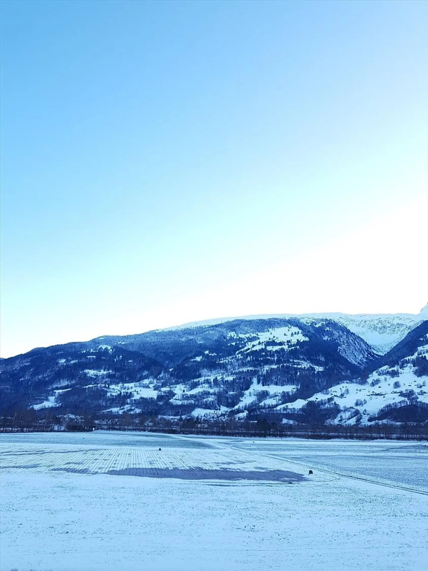 Offre exceptionnelle ! Appartement avec vue sur les montagnes ! - Photo 8 sur 9