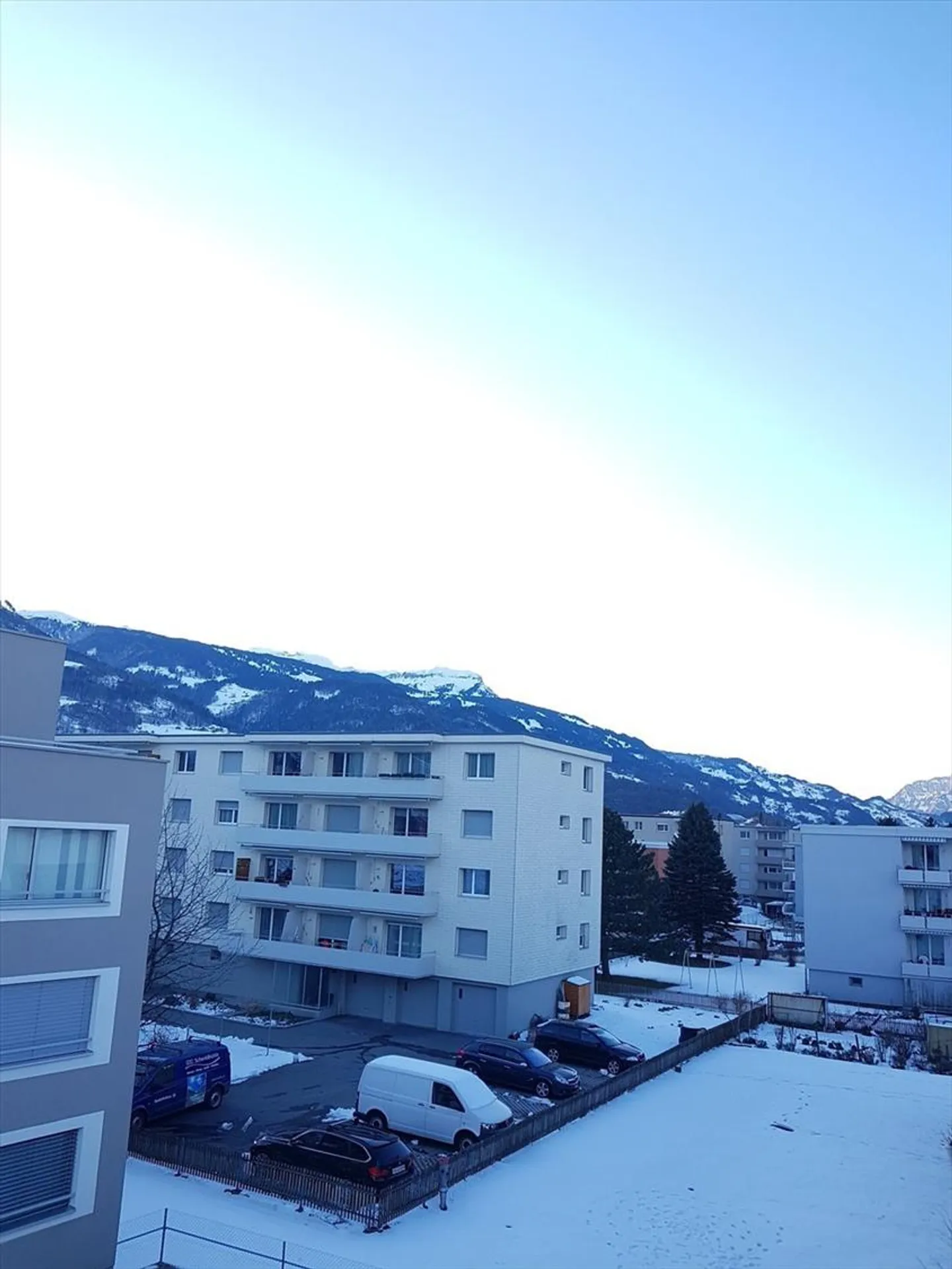 Offre exceptionnelle ! Appartement avec vue sur les montagnes ! - Photo 7 sur 9