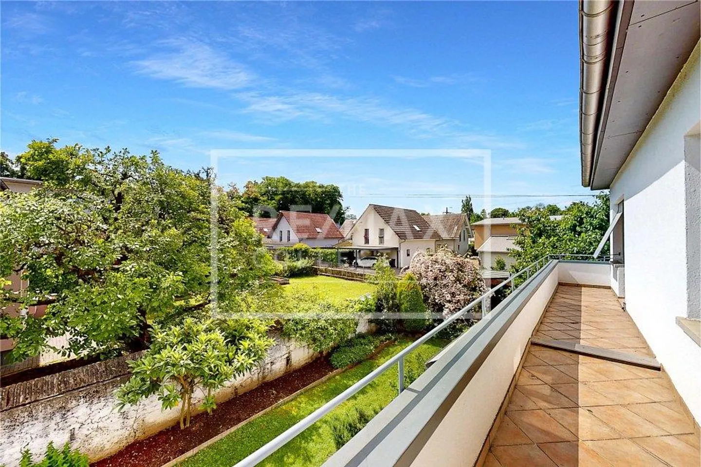 250 m² de surface habitable au cœur de Wildegg, calme, terrain de 784 m² WA3, à 100 m des transports publics et de Migros - Photo 13 sur 13