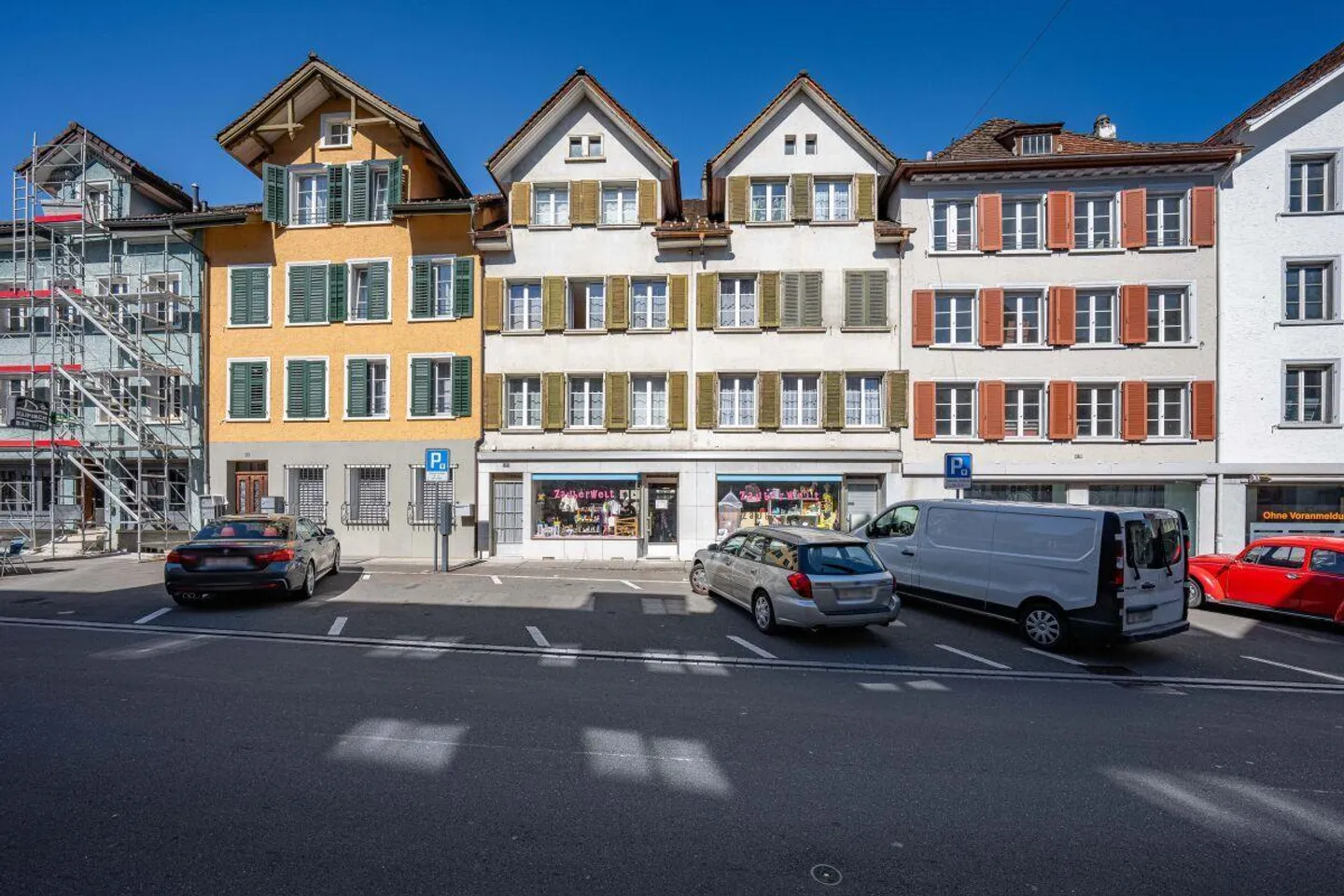 RISERVATO | Edificio residenziale e commerciale - Foto 2 di 11