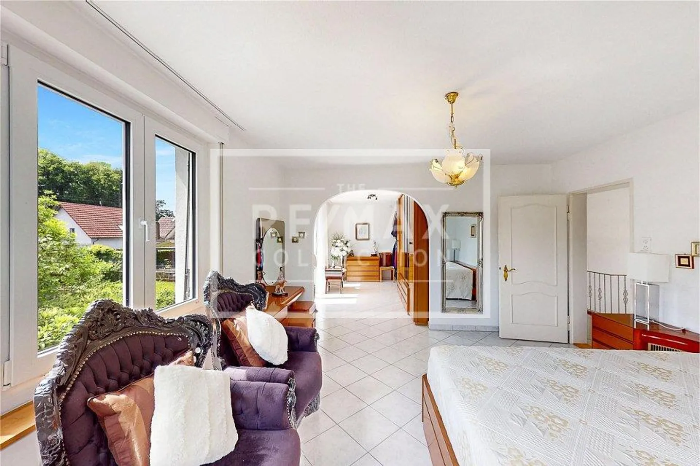 250 m² de surface habitable au cœur de Wildegg, calme, terrain de 784 m² WA3, à 100 m des transports publics et de Migros - Photo 7 sur 13