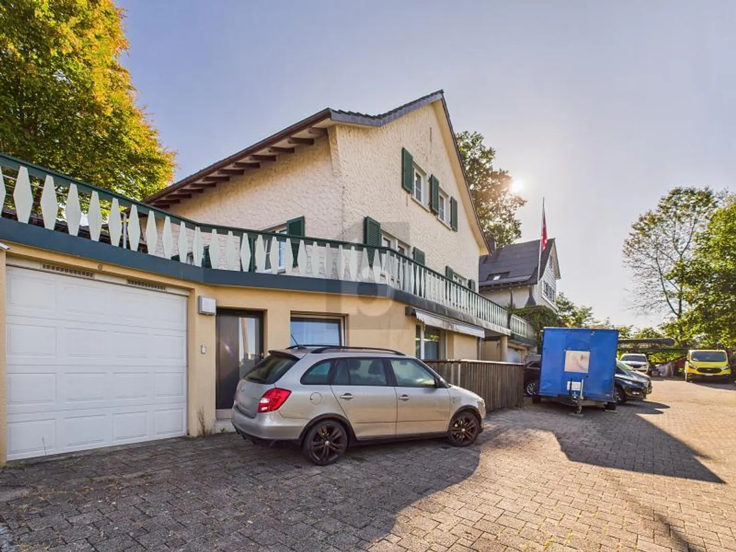 CUISINE EN MARBRE ET GRAND ESPACE EXTÉRIEUR - Photo 1 sur 6