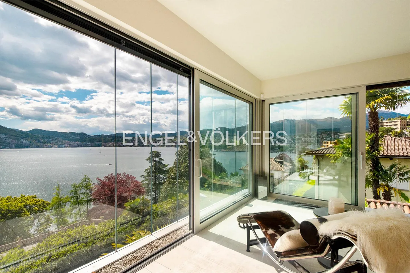 Attico di prestigio con vista lago nel cuore di Castagnola - Foto 4 di 14