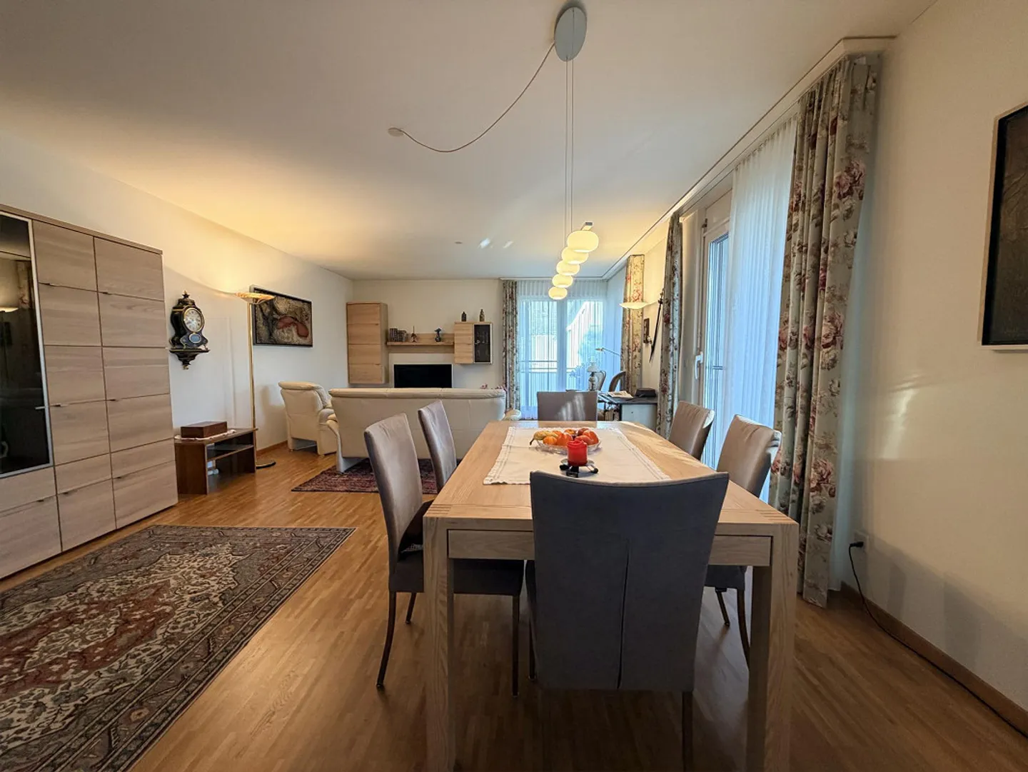 4.5 Room Condominium - in a Preferred Residential Area - Photo 4 of 9