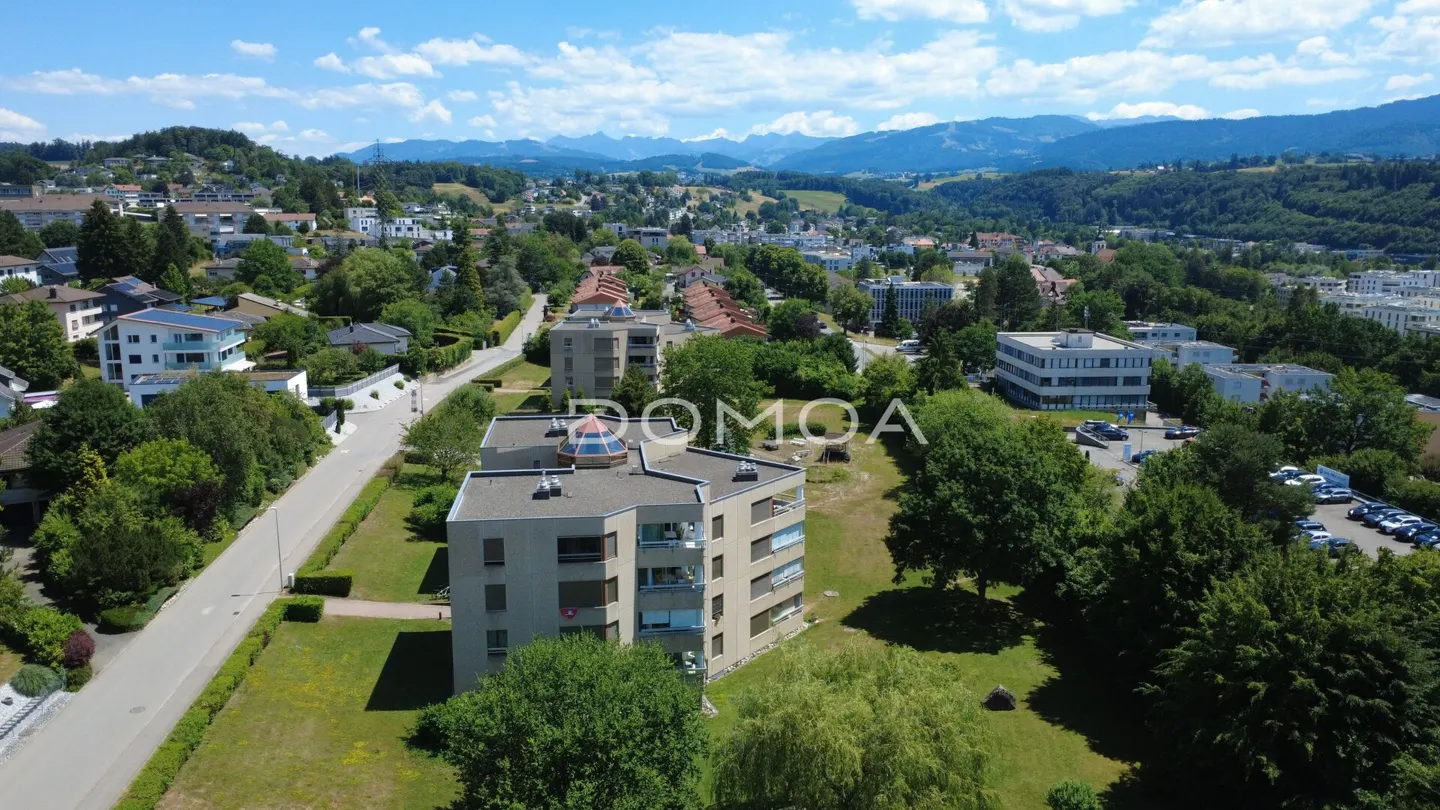 Renovierte 4,5-Zimmer-Penthouse mit großer Terrasse - Helligkeit, Charme und Komfort! - Foto 11 von 12
