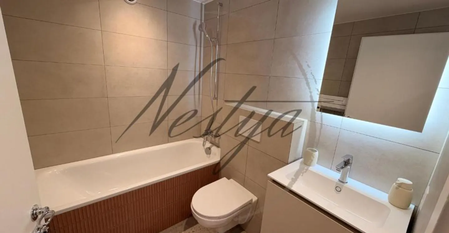 Appartement Duplex Charmant à Genève - Photo 6 sur 8