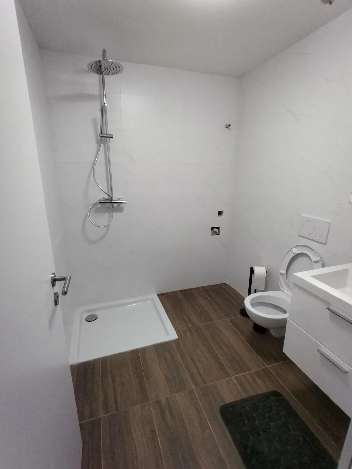 Casa bifamiliare completamente ristrutturata - Foto 10 di 10