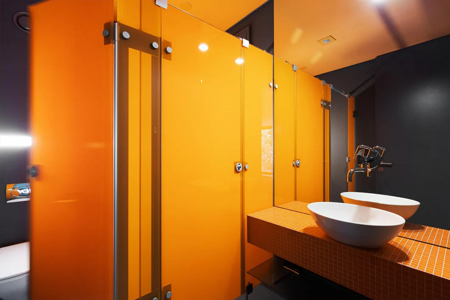 Spazio ufficio moderno in una posizione privilegiata - Foto 5 di 6