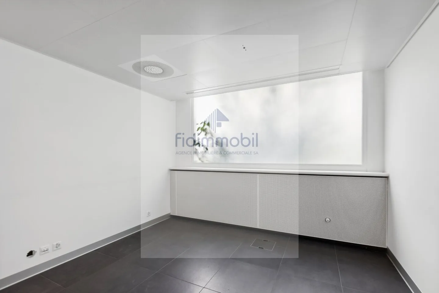 Sublime Locations Ideally Located - Photo 4 of 12