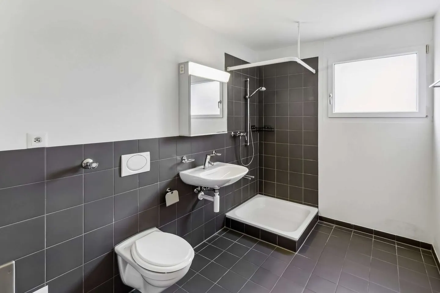 Qualità della vita sul Reno - Appartamento in proprietà con area giardino a Dachsen - Foto 7 di 13