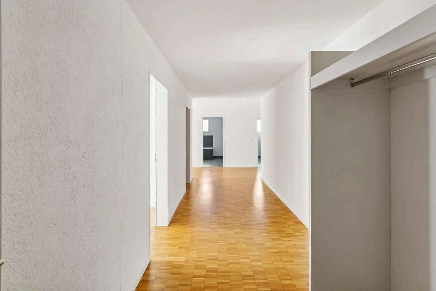 Qualità della vita sul Reno - Appartamento in proprietà con area giardino a Dachsen - Foto 8 di 13