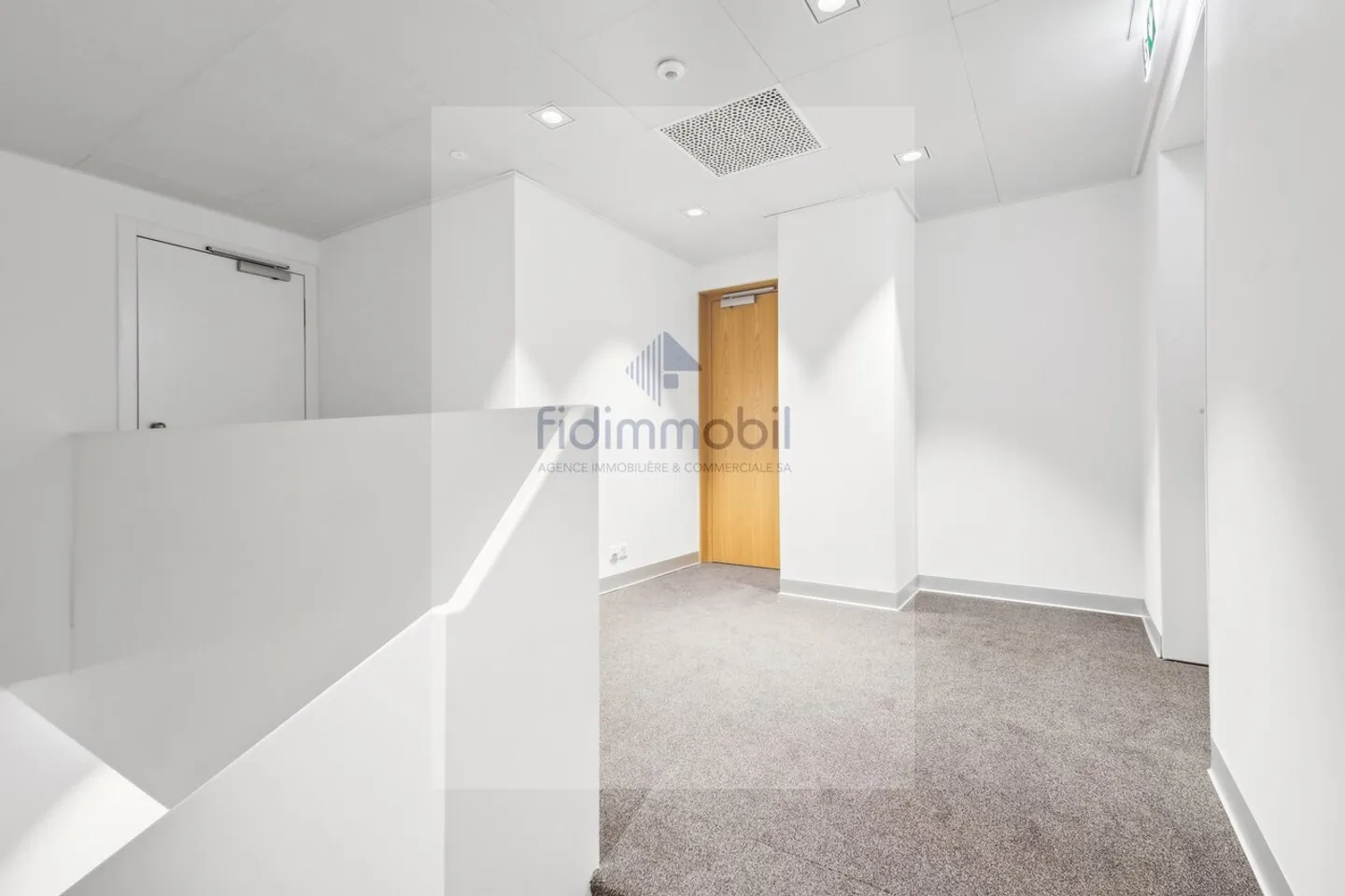 Sublime Locations Ideally Located - Photo 8 of 12