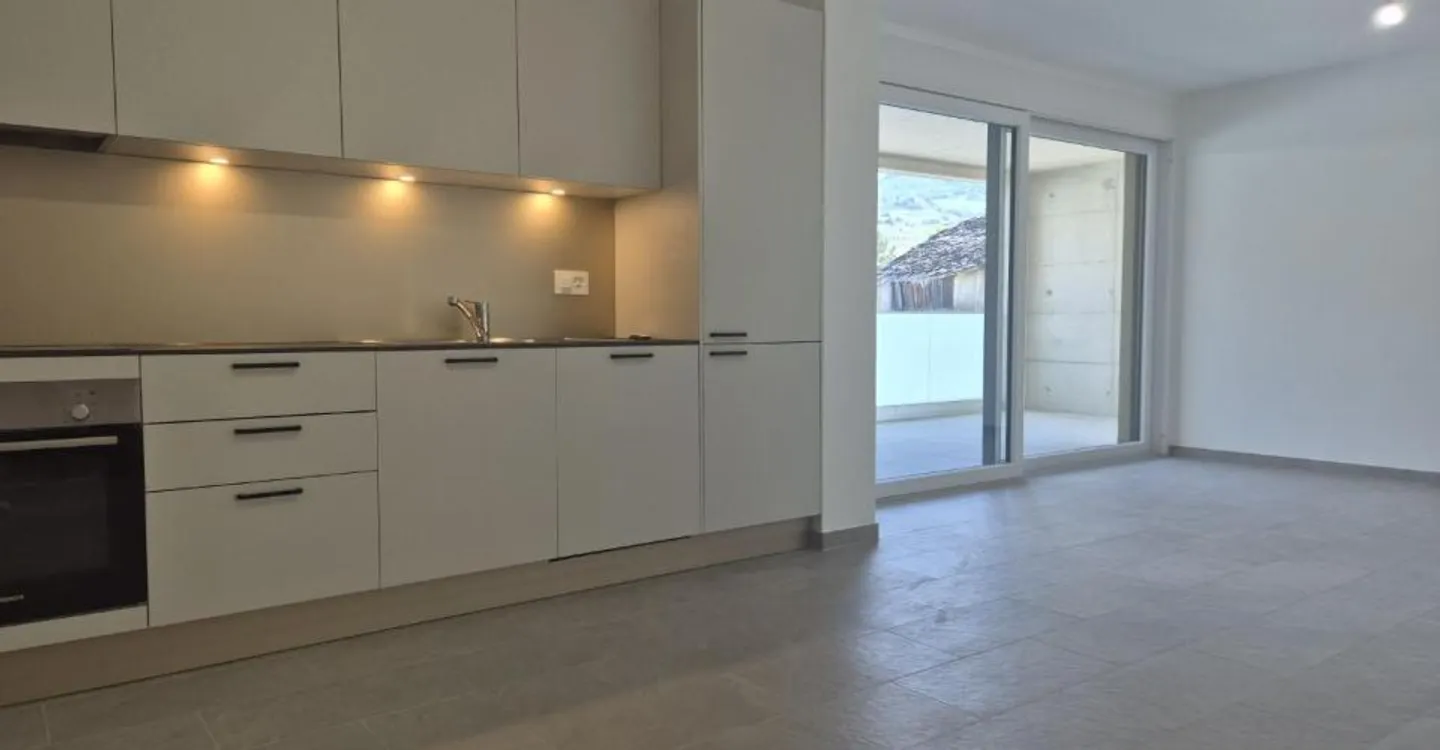 Appartement moderne avec grand balcon - Photo 1 sur 7