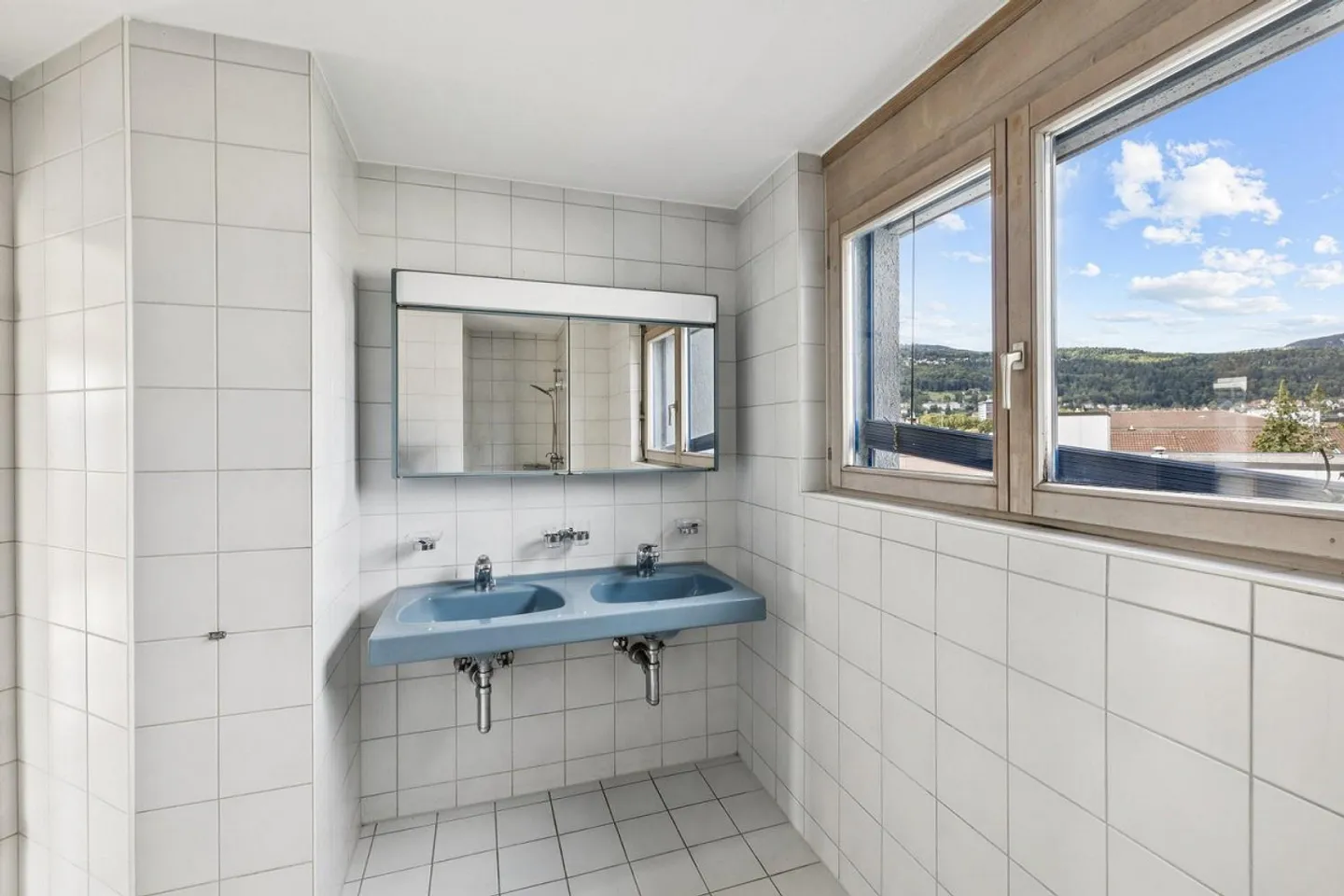 Stupendo appartamento ristrutturato di 4,5 stanze con balcone terrazza - Foto 8 di 10