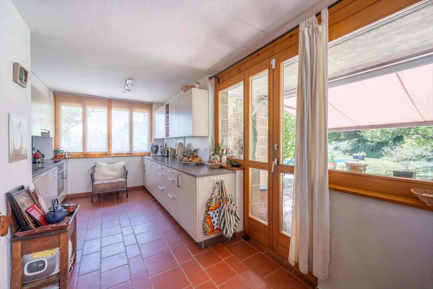 Architecture singulière et vues panoramiques sur le lac Léman. - Photo 9 sur 13