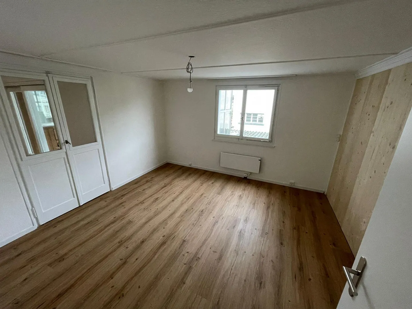 Appartement ancien de 5 1/2 pièces - Photo 5 sur 9