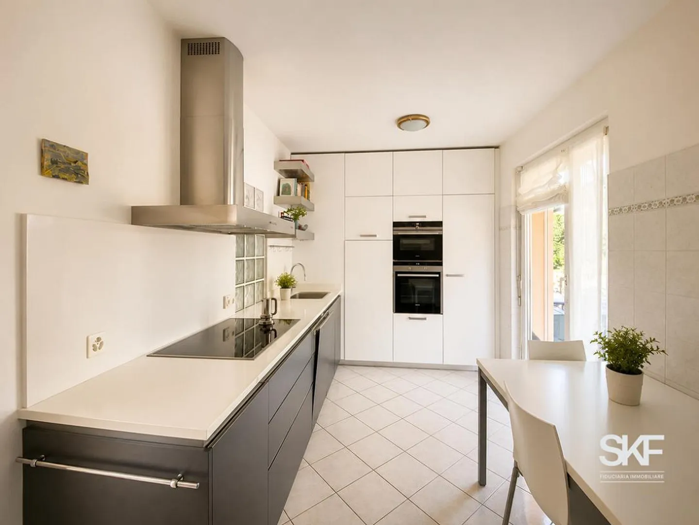 Helles Haus mit Privatgarten - Foto 1 von 20