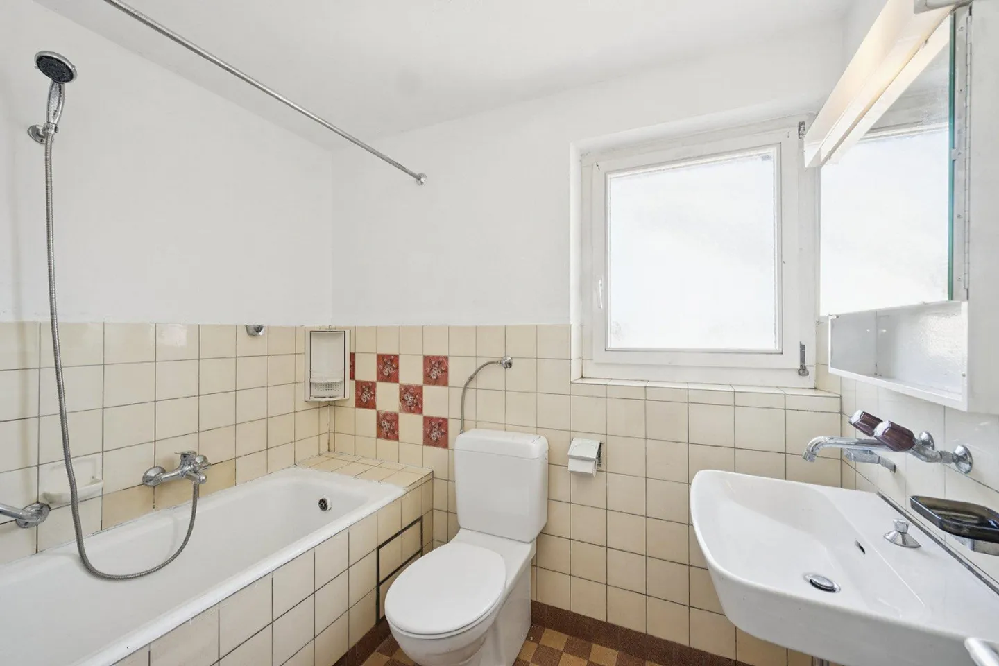 Semi-Detached House with Character and Potential - Photo 11 of 16