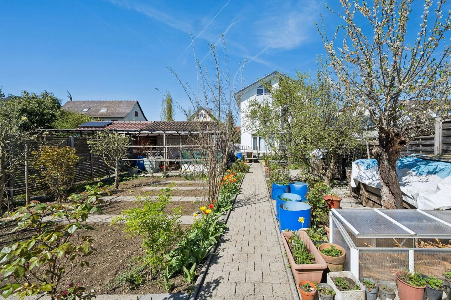 Semi-Detached House with Character and Potential - Photo 13 of 16