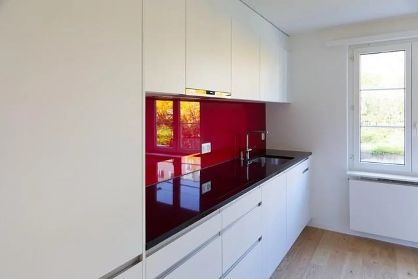 Renovierte Wohnung mit moderner Küche - Foto 3 von 13