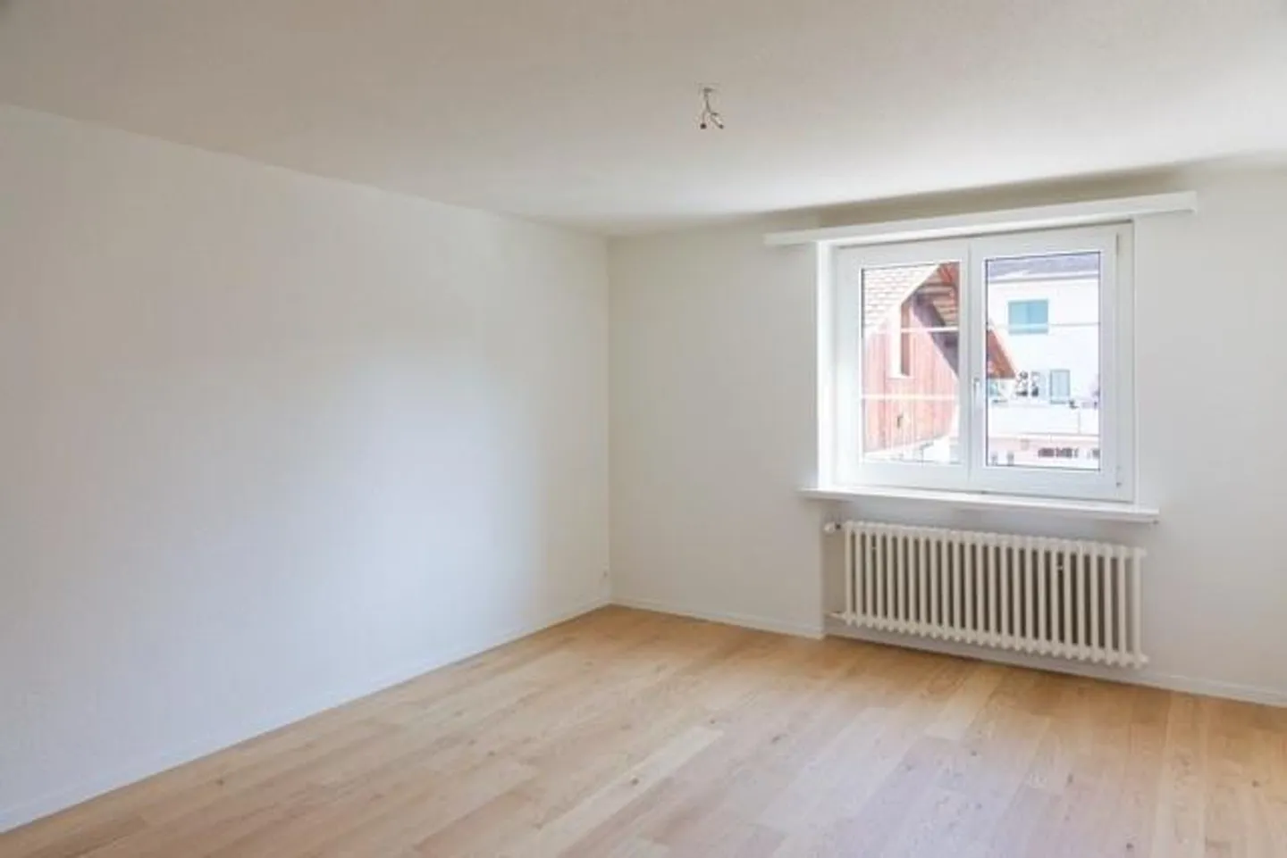 Renovierte Wohnung mit moderner Küche - Foto 8 von 13