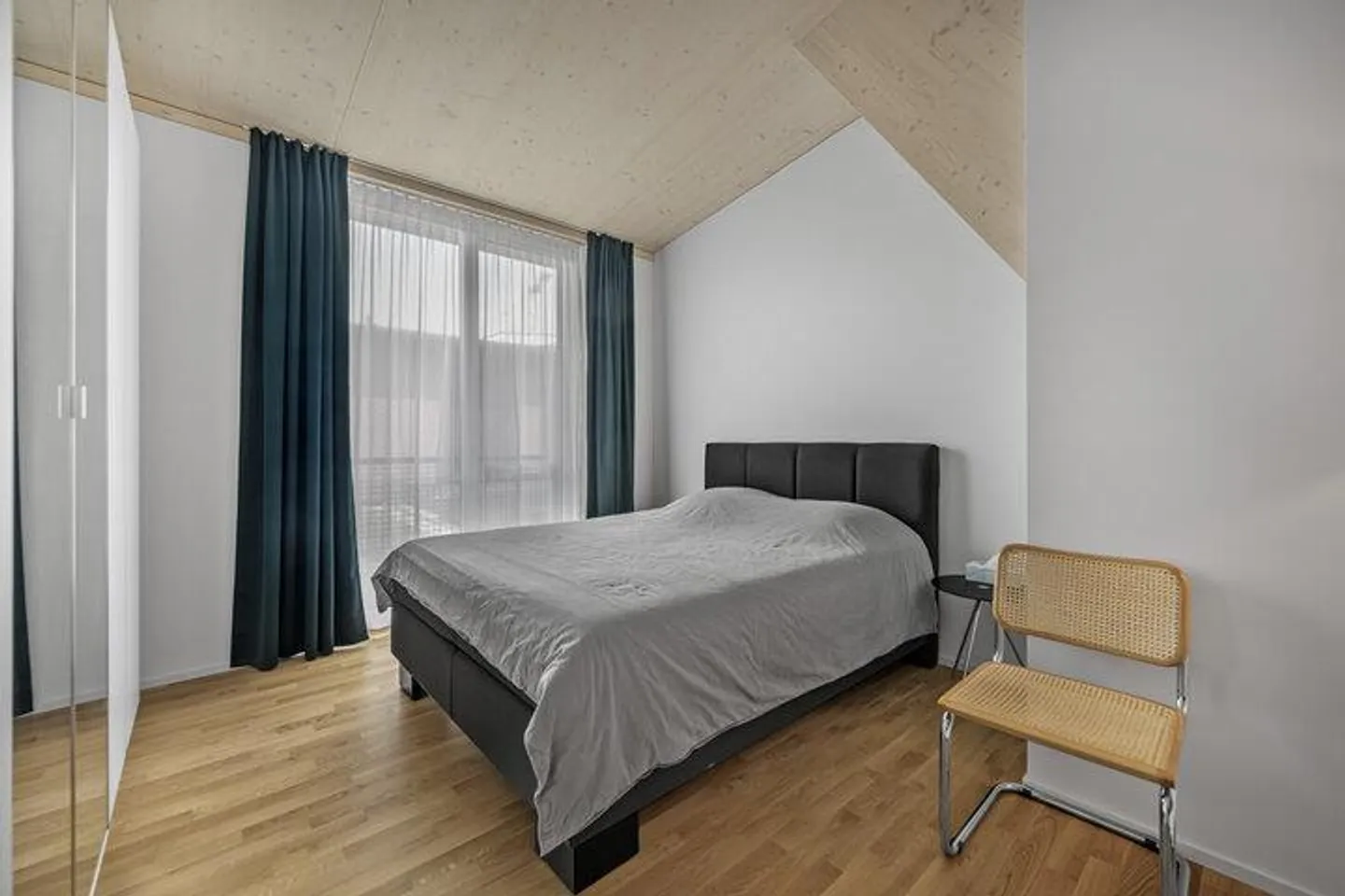 EXZELLENZ AUF ALLEN EBENEN - Photo 8 sur 8