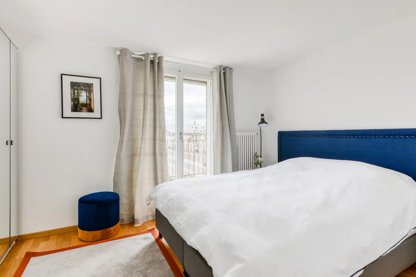 Charming Condo in Geneva - Photo 4 of 14