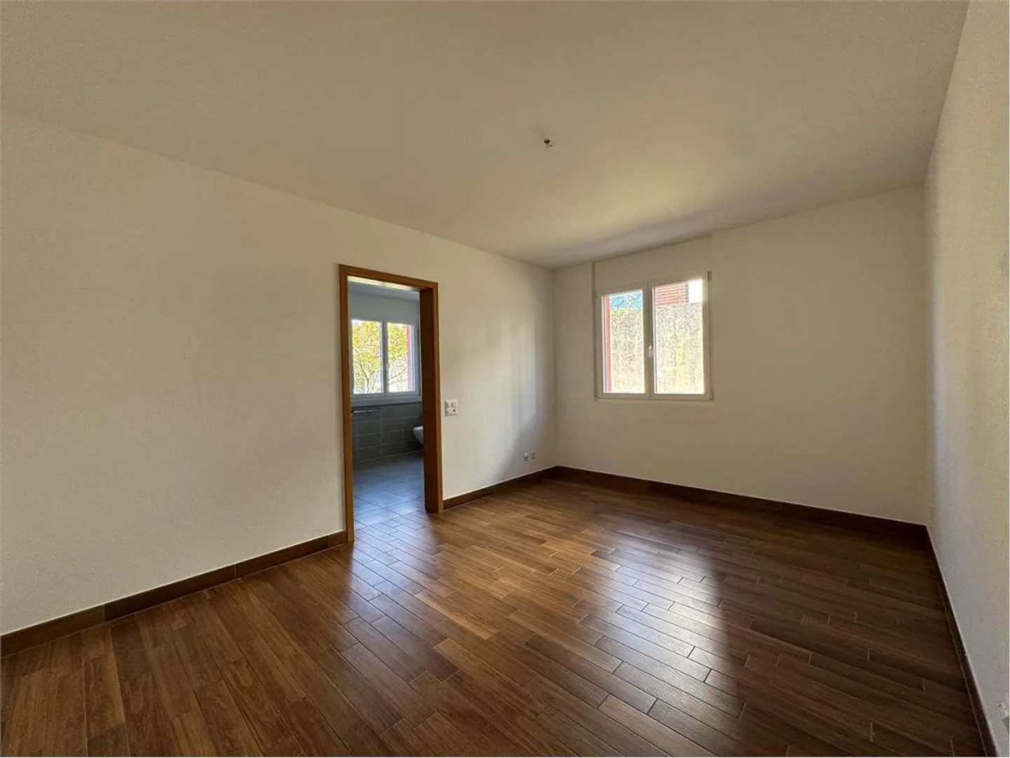 Villa moderna unica con vista lago a Collina D'Oro - Residenza - Foto 10 di 13